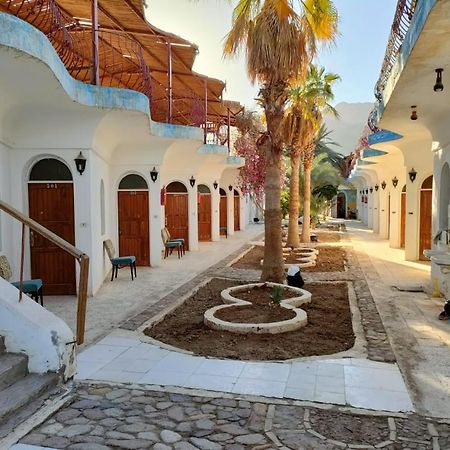 הוסטל נואייבה Sebaii Camp السباعى كامب شاطئ الترابين بجوار ويت بالس מראה חיצוני תמונה
