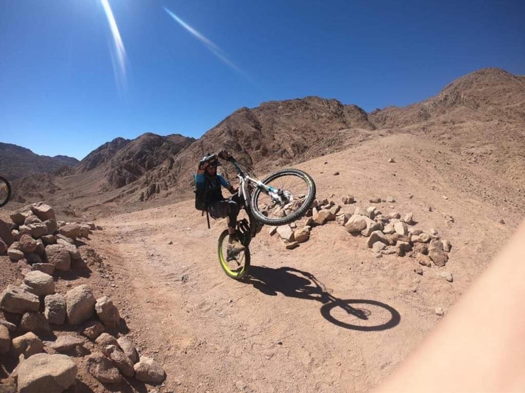 הוסטל נואייבה Sebaii Camp السباعى كامب شاطئ الترابين بجوار ويت بالس מראה חיצוני תמונה