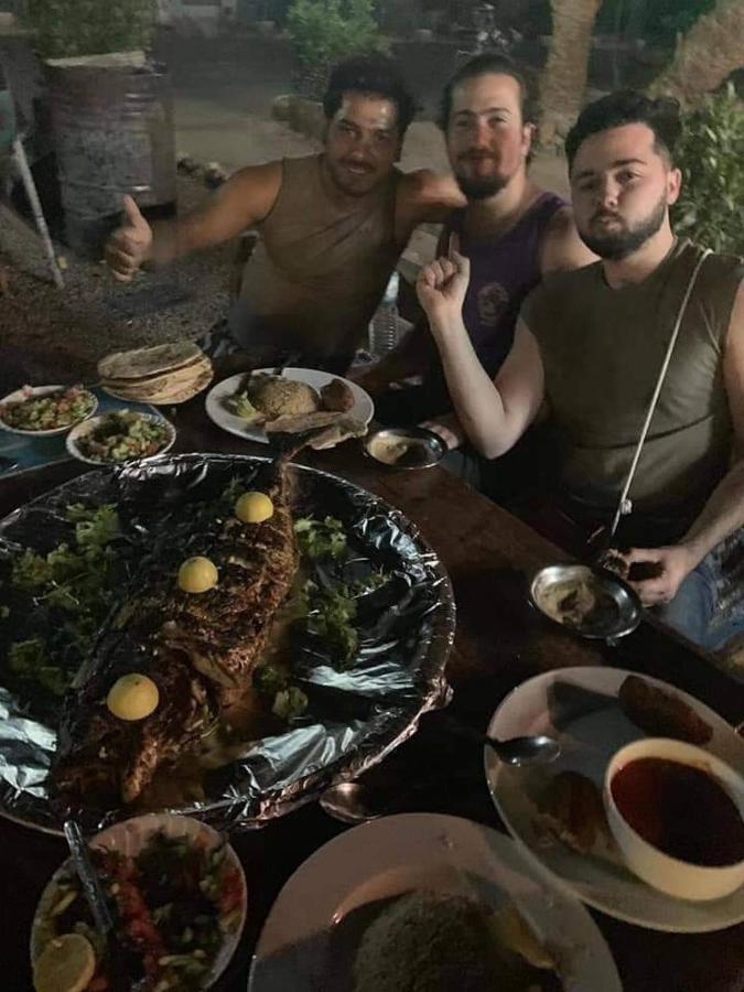 הוסטל נואייבה Sebaii Camp السباعى كامب شاطئ الترابين بجوار ويت بالس מראה חיצוני תמונה
